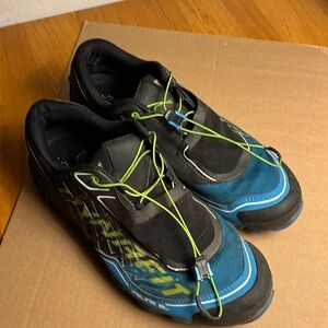 DYNAFIT Feline SL Trail run shoe seamless tongue asphalt methyl blue Size 10.5